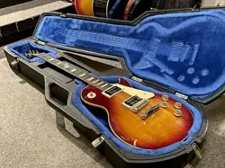 GIBSON LES PAUL STANDARD SUNBURST 1988 ELECTRIC GUITAR WITH HARD CASE