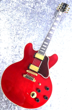 GIBSON MEMPHIS B.B.KING LUCILLE CHERRY ELECTRIC GUITAR FROM JAPAN