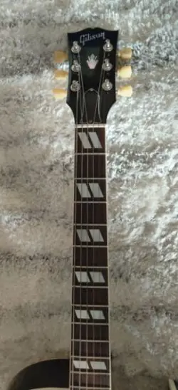 CUTAWAY ARCH TOP