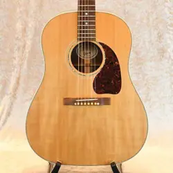 SECONDHAND GIBSON J 15
