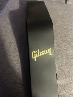 GIBSON BLACK LEATHER GUITAR STRAP, FOR SLASH LES PAUL STANDARD, GOLD LOGO