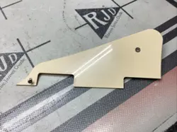 CLASSIC PICKGUARD