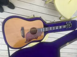 VINTAGE 1960S GIBSON HUMMINGBIRD NATURAL