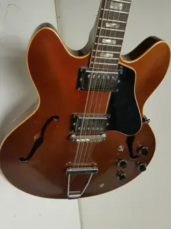 ES 335