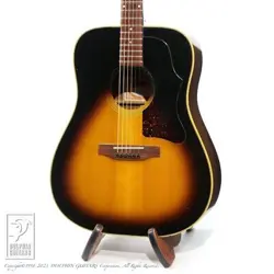 GIBSON J-45 DELUXE (1978)