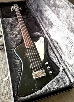GIBSON THUNDERBIRD STUDIO V 5 STRING