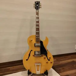 WITH BIGSBY #PC0VK7