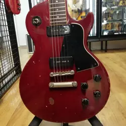 GUITAR JAPAN USED