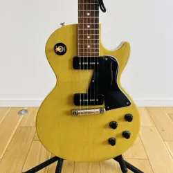 TV YELLOW ELECTRIC