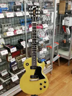 GIBSON MODEL NUMBER: LESPAUL TV YELLOW ELECTRIC GUITAR
