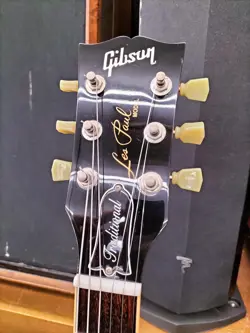 GIBSON USA LES PAUL TRADITIONAL ELECTRIC GUITAR