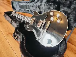GIBSON LES PAUL MODERN ELECTRIC GUITAR - RARE COLOR, USED, GREAT CONDITION