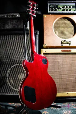 GIBSON LES PAUL CLASSIC TRANSLUCENT CHERRY 2021 NO.DG876