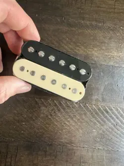BRIDGE PICKUP ZEBRA