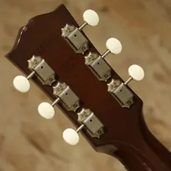 GIBSON J-45 VS SAFE DELIVERY FROM JAPAN