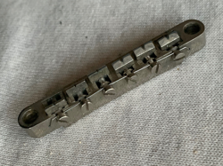 ELECTRIC GUITAR NICKEL