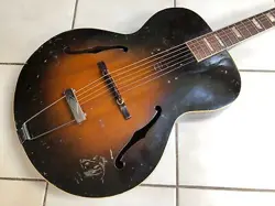 VINTAGE 1950'S GIBSON L-50 ARCHTOP ACOUSTIC GUITAR