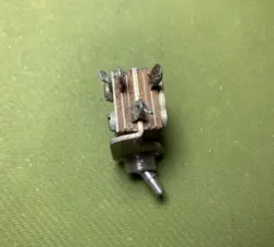 SWITCHCRAFT 3-WAY PICKUP