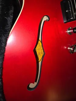 GIBSON ES-335 6 STRINGS SEMI-HOLLOW ELECTRIC GUITAR - SIXTIES CHERRY...