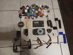 GUITAR ACCESSORIES LOT~PICKS~METRONOME~TUNERS~CAPOS~DADDARIO~GIBSON~CLIP ON~WIND