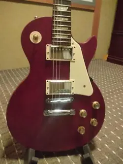 GIBSON LES PAUL STUDIO 2010 BURGUNDY ELECTRIC GUITAR - USED, GREAT CONDITION
