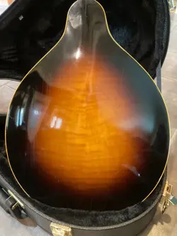MANDOLIN CIRCA