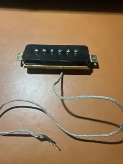 GIBSON P90 DOGEAR PICKUP BRIDGE POSITION