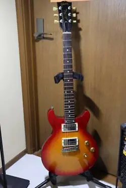 GIBSON GENUINE GIG BAG INCLUDED USA LES PAUL STUDIO DOUBLE CUTAWAY CHERRY SUNBUR