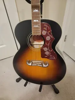 ACOUSTIC/ELECTRIC GUITAR