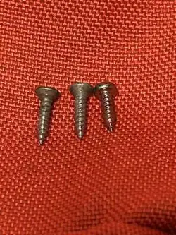 PICKGUARD SCREW