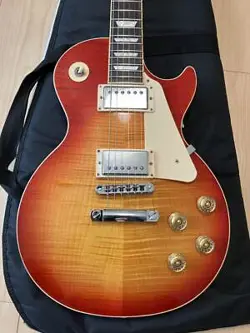 MADE BY GIBSON LESPAUL TRADITIONAL 2012