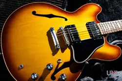 GIBSON CUSTOM SHOP ES-335 BLOCK INLAY / 2009 (2009)