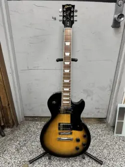 2018 GIBSON LES PAUL STUDIO VINTAGE SUNBURST ELECTRIC GUITAR RH USED