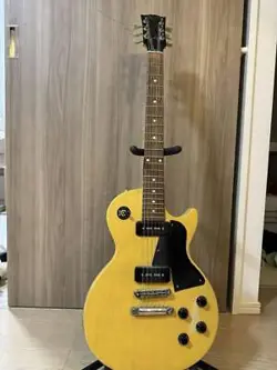 ELECTRIC GUITAR GIBSON LES PAUL MODEL SPECIAL TV YELLOW WITH SOFT CASE