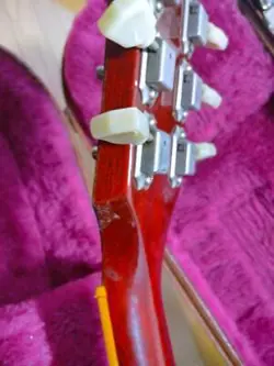2005 GUITAR
