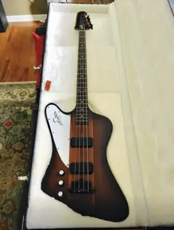 2013 LEFT-HANDED GIBSON THUNDERBIRD BASS GUITAR ULTRA RARE