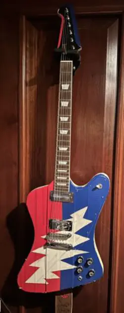 2000'S GIBSON FIREBIRD V WHITE WITH GRATEFUL DEAD INSPIRED FACE CHARITY AUCTION