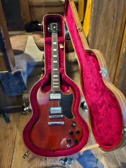 GIBSON SG STANDARD ELECTRIC GUITAR HERITAGE CHERRY 2018 W/ORIGINAL CASE