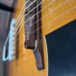 ACCOUSTIC GUITAR WITH