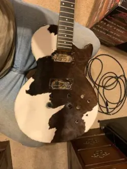 GIBSON INVADER '83