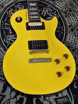 CANARY YELLOW -1999USED!