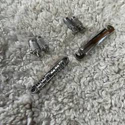 EPIPHONE BY GIBSON GENUINE TAILPIECE BRIDGE STUD