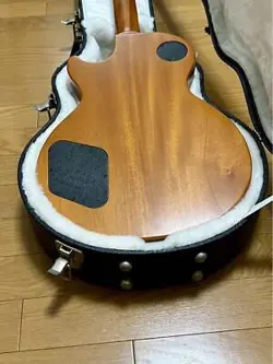 BLUE GIBSON LES