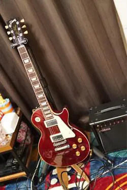 GIBSON LES PAUL STANDARD 1997 WINE RED #PC85SE