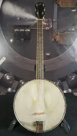 THE GIBSON TENOR BANJO 1926