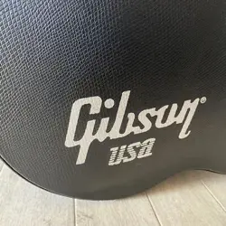 SIGNATURE CUSTOM