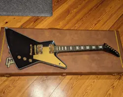 BLACK GOLD GUITAR