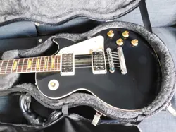 2005 GIBSON LES PAUL CLASSIC ELECTRIC GUITAR EBONY (BLACK) !