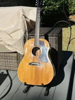 1963 GIBSON J50 ACOUSTIC GUITAR