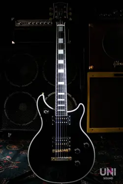 2011 W/HARD CASE